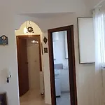 아파트 Ursae Domus 그라니티